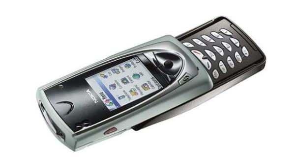 <p><strong><span style="color:#B22222">NOKIA 7650 </span>  |  2002</strong></p>

<p> </p>
