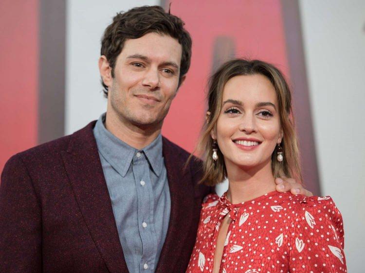<p><strong><span style="color:#B22222">LEIGHTON MEESTER AND ADAM BRODY </span> |  Oyuncu</strong></p>
