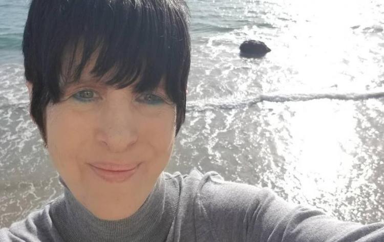 <p><strong><span style="color:#B22222">DIANE WARREN</span>   |  Şarkı yazarı</strong></p>

<p> </p>
