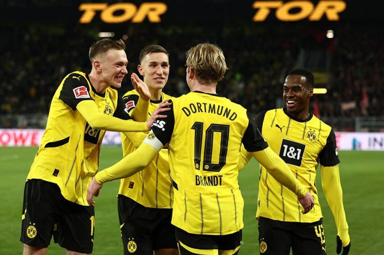 <p>10- Borussia Dortmund</p>
