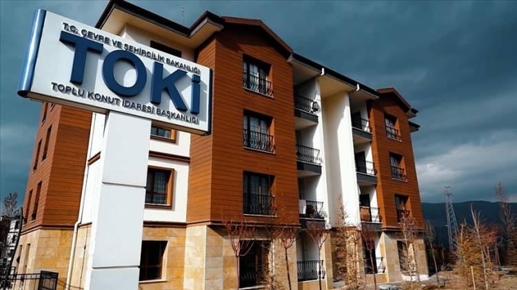 <p>TOKİ tarafından Osmaniye'de satılacak daireler için başvuru tarihleri, 27 Ocak 2025 - 31 Ocak 2025 olarak açıklandı. Başvuru bedeli ise 2.000 TL olarak belirtildi.</p>
<p> </p>