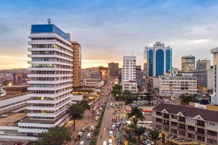 <p><strong><span style="color:#B22222">22) UGANDA</span> | 992,7 MİLYON DOLAR</strong></p>
<p> </p>
<p>Doğu Afrika'da bir ülk<strong>e</strong></p>