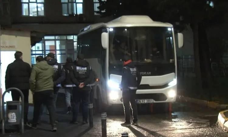 <p>Soruşturma kapsamında gözaltına alınan CHP'li Beşiktaş Belediye Başkanı Rıza Akpolat, Beşiktaş Belediye Başkan Yardımcısı Alican Abacı, Baeşiktaş Belediyesi Beltaş İşletmecilik Sanayi ve Ticaret AŞ Başkanı Önder Gedik ile Aziz İhsan Aktaş'ın da aralarında olduğu 23 şüpheli tutuklandı.</p>
