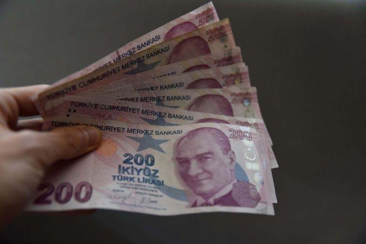 <p><strong>GARANTİ BANKASI-</strong></p>

<p> </p>

<p>Garanti BBVA'da emekli maaşı 10.000 TL'ye kadar olan emekliler 6.250 TL,</p>

<p> </p>

<p>10.000 – 15.000 TL arasında olan emekliler 10.000 TL,</p>

<p> </p>

<p>15.000 – 20.000 TL arasında olan emekliler 12.500TL</p>

<p> </p>

<p>ve 20.000 TL ve üstünde olan emekliler 15.000 TL tutarında nakit promosyon avantajı sunulmaktadır.</p>
