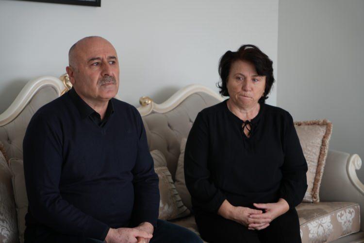 <p>Ailecek zor günler geçirdiklerimi anlatan Aci çifti zaman zaman duygularına hakim olamazken Pervin Aci, anne ve oğlun Türkiye'ye getirilmesini istemediğini söyledi.</p>