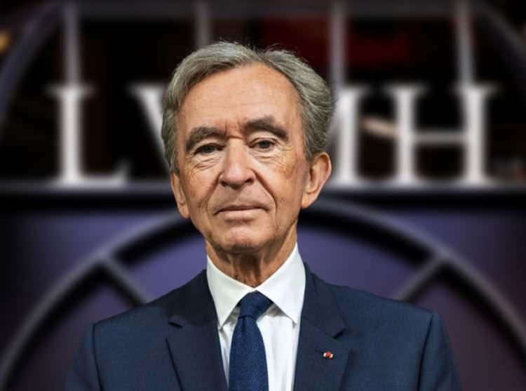<p><strong><span style="color:#B22222">4) BERNARD ARNAULT </span> | İcra Kurulu Başkanı , LVMH</strong></p>