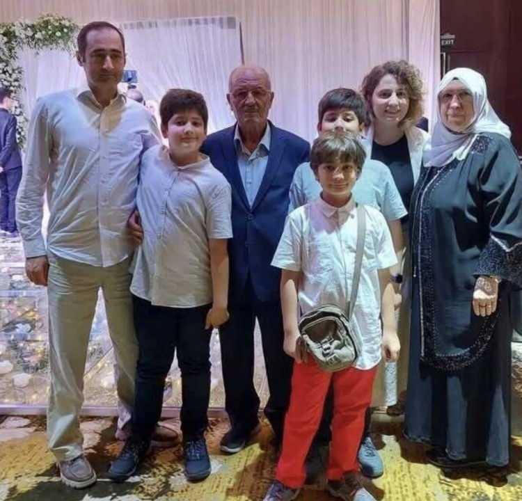 <p>Çetiz Ailesi'nden 5 kişi çocuklarıyla birlikte hayatını kaybetti.</p>
<p> </p>