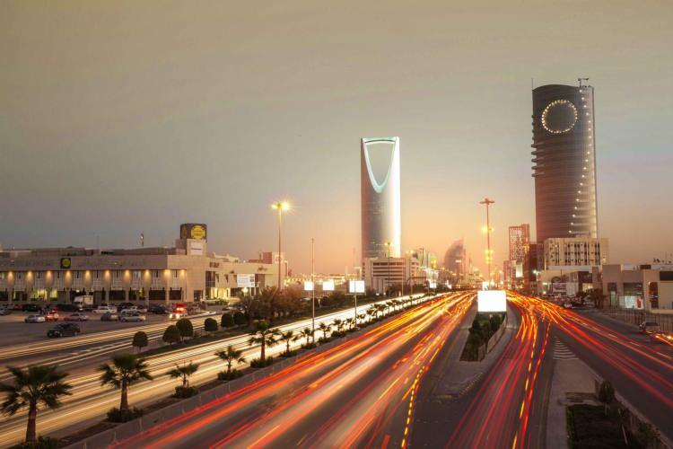 <p><span style="color:#B22222"><strong>3)  SUUDİ ARABİSTAN</strong></span></p>
