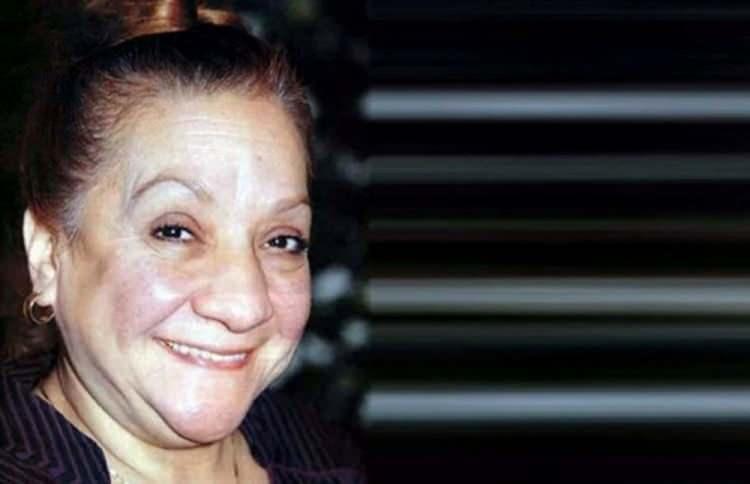 <p>Dedesi kemani Yorgo Efendi, anneannesi ise zamanın meşhur kantocularından biri olan sanatçı, usta oyuncu Selim Naşit'in de kardeşiydi.</p>
<p> </p>