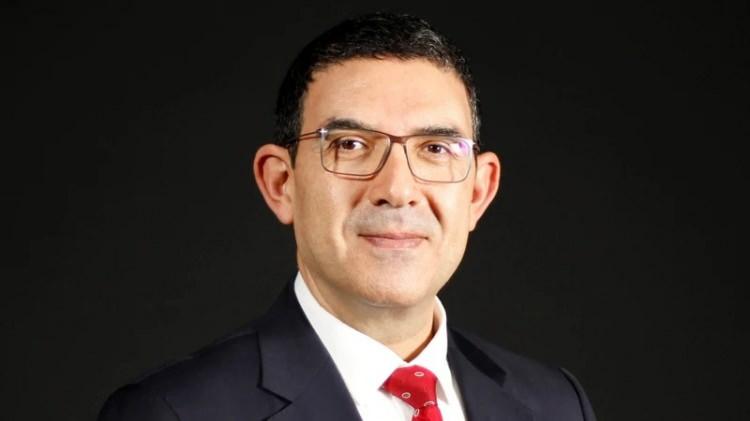 <p><span style="color:#B22222"><strong>YALÇIN AİLESİ </strong></span></p>
<p>Özyeğin Üniversitesi İşletme Fakültesi Dekanı Prof. Dr. Atakan Yalçın ve kızı Elif Derin Yalçın da hayatını kaybedenler arasında.</p>