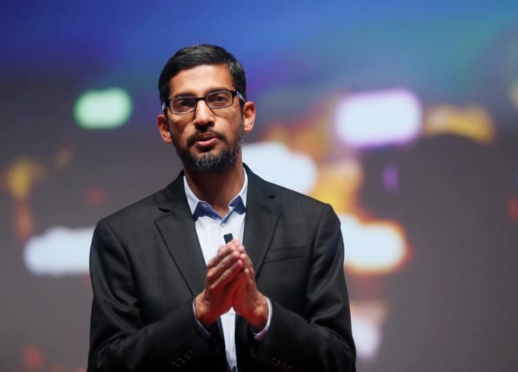 <p><strong><span style="color:#B22222">10) SUNDAR PICHAI </span> | Google, İcra Kurulu Başkanı</strong></p>