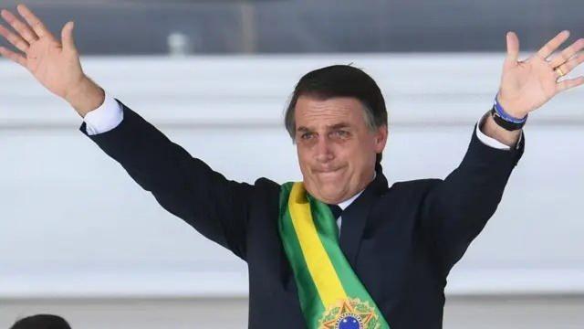 <p><strong><span style="color:#B22222">JAIR BOLSONARO</span>  |  Eski Brezilya Başkanı  |  2022</strong></p>

<p> </p>

<p><strong>Fernando Henrique Cardoso</strong> (2003)</p>

<p> </p>

<p><strong>Luiz Inácio Lula da Silva </strong>(2011)</p>

<p> </p>

<p><strong>Dilma Rousseff </strong>(2016)</p>

<p> </p>

<p><strong>Michel Temer </strong>(2018)</p>
