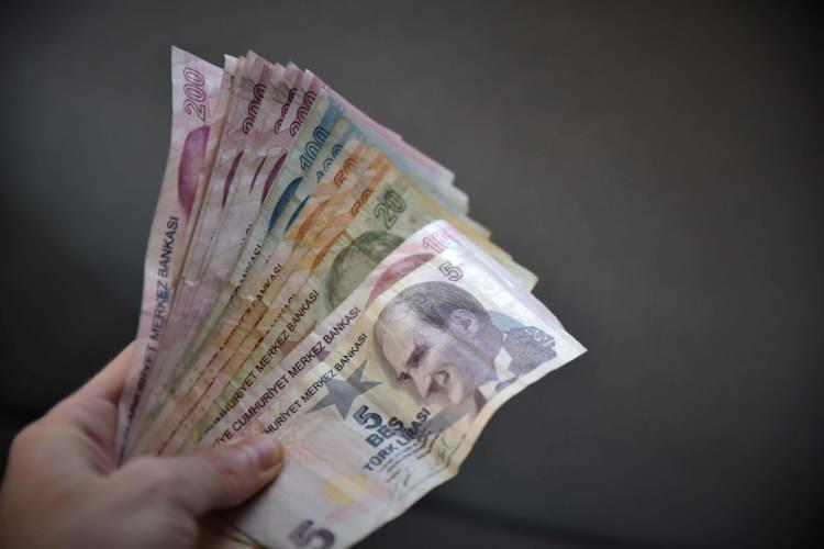 <p><strong>ZİRAAT BANKASI-</strong></p>

<p> </p>

<p>SGK (Emekli Sandığı, SSK, Bağ-Kur) emekli maaş ödemelerini Bankamız aracılığı ile alan müşterilerimize 12.000 TL'ye varan promosyon ödemesi imkanı sunulmaktadır.</p>
