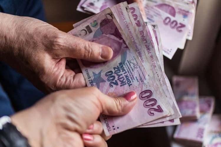 <p><strong>HANGİ BANKA NE KADAR MAAŞ PROMOSYONU VERIYOR? İŞTE O LİSTE</strong></p>

<p> </p>

<p> </p>

<p>- Bankaların son açıkladığı emekli maaşı promosyonları ise belli oldu.</p>

<p><br />
İşte 2025 ocak ayı itibarıyla bankların güncel promosyon ödemeleri;</p>
