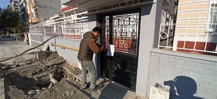 <p>Öte yandan, İskenderun Teknik Üniversitesi'nin binada inceleme yapacağı ve hazırlayacakları rapora göre binanın oturum durumuna ilişkin kararın verileceği belirtildi.</p>
<p>Olayla ilgili soruşturma başlatıldı. </p>