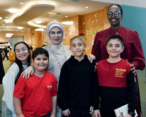 <p>Ülkelerimiz arasındaki ilişkilerin, paylaşılan bilgi ve dostlukla zenginleşerek ilerlemesini temenni ediyorum."</p>
