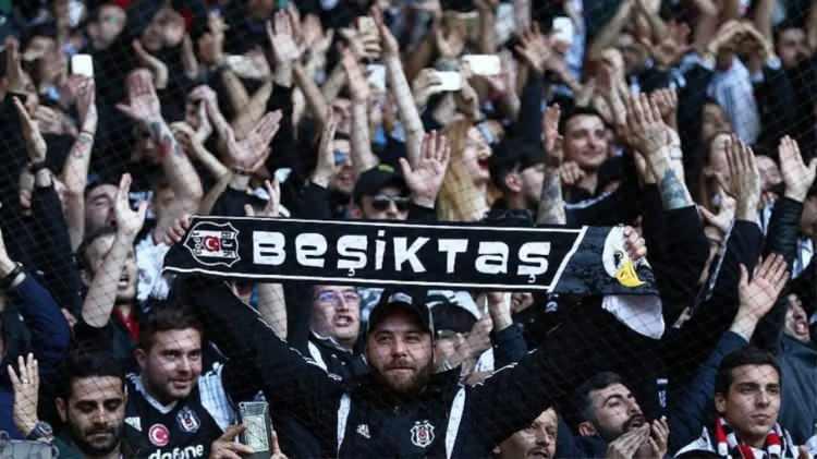 <p>Beşiktaş taraftarının yüzde 78,8’i kendi takımlarından ne olursa olsun vazgeçmiyor.</p>

