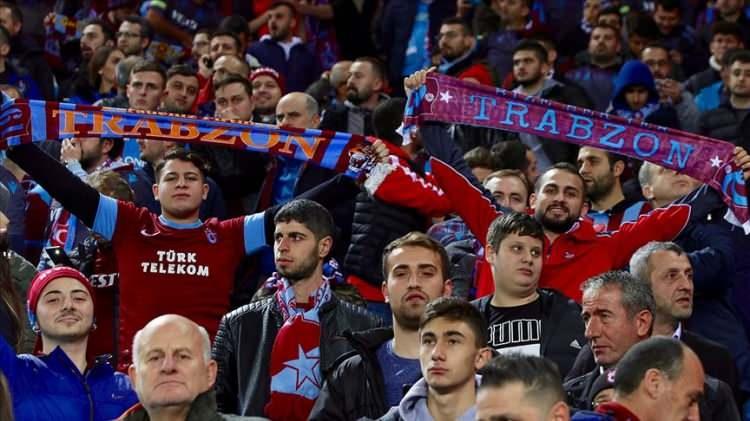 <p>Trabzonspor taraftarları yüzde 70,8 ile Galatasaray’ın, 26,9’u ise kendi takımının,</p>
