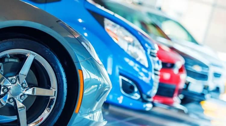 <p>SUV otomobilleri, yüzde 25,4 pay ve 248 bin 902 satışla sedan, yüzde 16,8 pay ve 164 bin 443 adetle hatchback otomobiller takip etti.</p>
