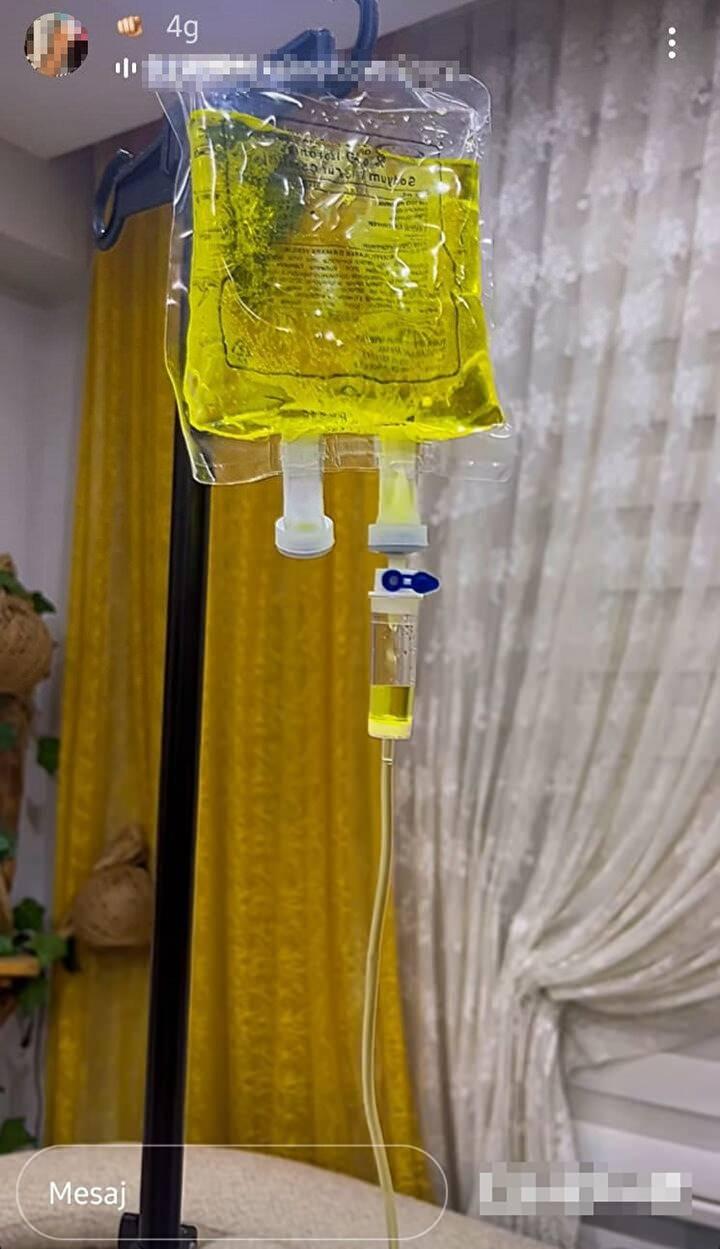 <p><strong>Sosyal medyadaki hesabı 10 bin kişinin takip ettiği dikkati çekerken, bir başka ilanda evde uzman doktor muayenesinin ve hemşire desteğinin yanı sıra, laboratuvar desteği verileceğinin yazılı olduğu da görüldü.</strong></p>
<p> </p>