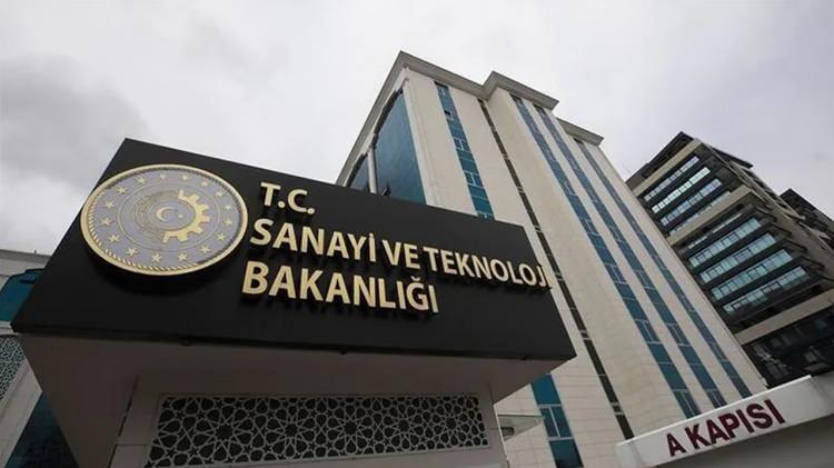 <p><span style="color:#B22222"><strong>SANAYİ VE TEKNOLOJİ BAKANLIĞI PERSONEL DUYURUSU</strong></span></p>
