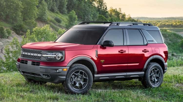 <p><span style="color:#B22222"><strong>18) FORD BRONCO SPORT</strong></span></p>