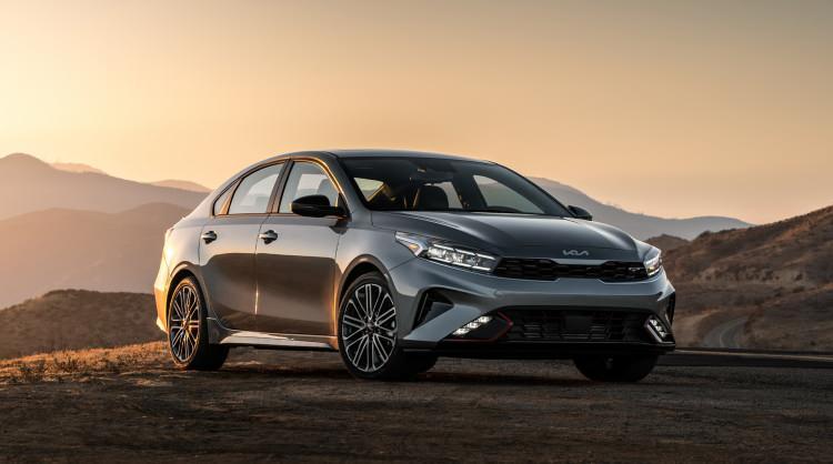 <p><span style="color:#B22222"><strong>9) KIA FORTE</strong></span></p>