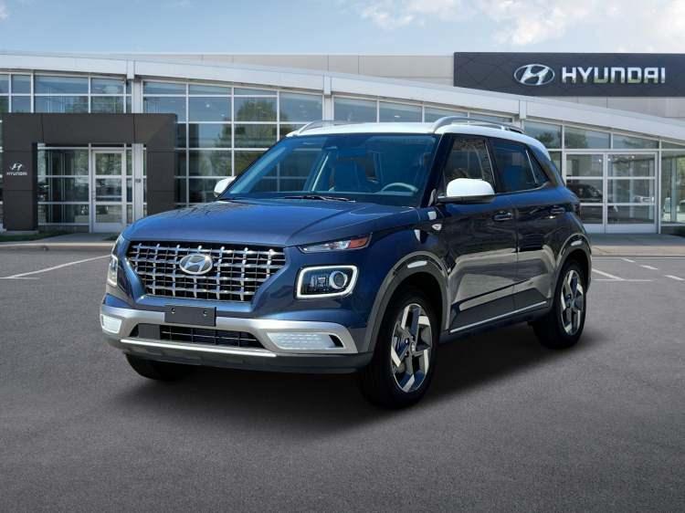 <p><span style="color:#B22222"><strong>1) HYUNDAI VENUE</strong></span></p>