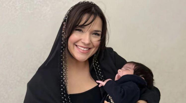 <p><strong>Ge&ccedil;tiğimiz g&uuml;nlerde anne olmanın mutluluğunu yaşayan şarkıcı Tuğ&ccedil;e Kandemir, bebeğinin 40'ını u&ccedil;urdu.&nbsp;</strong></p>
