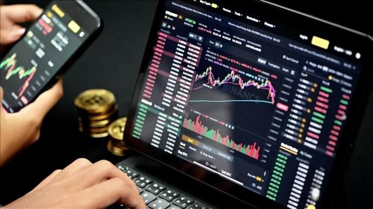 <p><span style="color:#B22222"><strong>Kripto Para Borsası: </strong></span></p>
<p>Binance, Bitexen, BTC Türk, Papara</p>