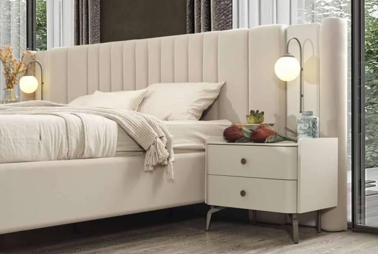 <p><span style="color:#B22222"><strong>Mobilya Ve Yatak: </strong></span></p>
<p>Alfemo, Bambi, Bellona, Divan Ev, Enza Home, Ergül Mobilya, İstikbal, Moda Life, MondiHome, Yataş</p>