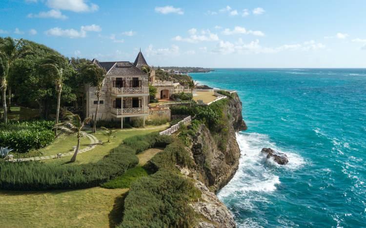 <p><span data-darkreader-inline-color="" style="--darkreader-inline-color:#df5858; color:rgb(178, 34, 34)"><strong>BARBADOS</strong></span></p>
<p>180 gün vizesiz</p>