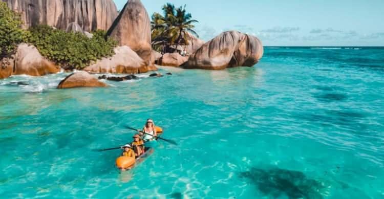 <p><span data-darkreader-inline-color="" style="--darkreader-inline-color:#df5858; color:rgb(178, 34, 34)"><strong>SEYŞELLER</strong></span></p>

<p>90 g&uuml;n vizesiz.</p>
