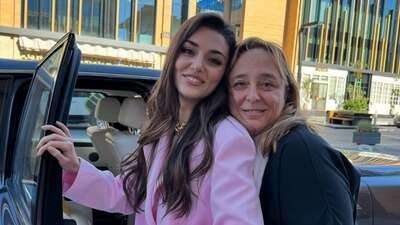 <p>Tutuklanan Ayşe Barım'a destek veren ünlüler ise sosyal medya hesaplarından paylaşımlarına devam ediyor... </p>
