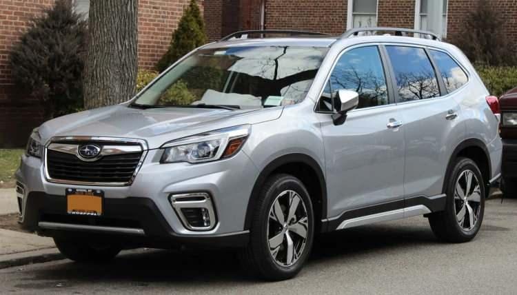 <p>11 - Subaru Forester</p>
<p> </p>
<p>Subaru Forester, listenin 11. sırasında.</p>
<p> </p>
<p>7,5/10</p>