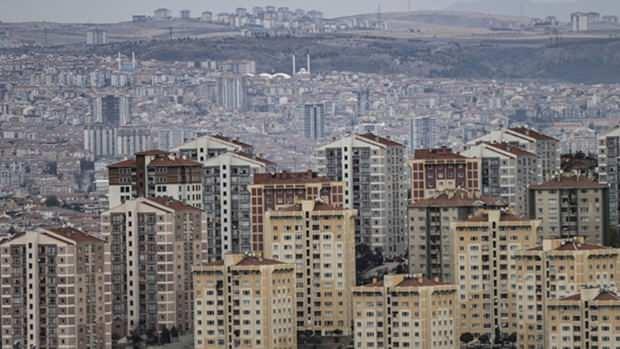 <p>İşlem Yapılamaz Beyan Tesisi Web Tapu üzerinden kolaylıkla bir veya daha çok mülk için gerçekleştirilebiliyor.</p>
<p> </p>