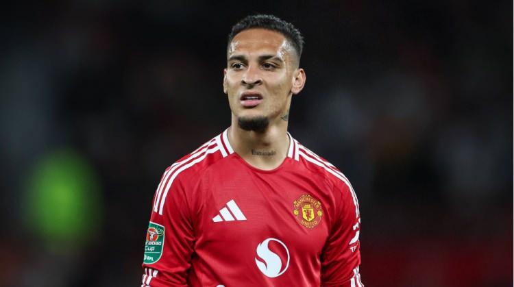 <p>Antony - Manchester United > Real Betis</p>
