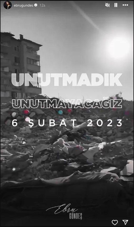 <p>Ebru Gündeş</p>