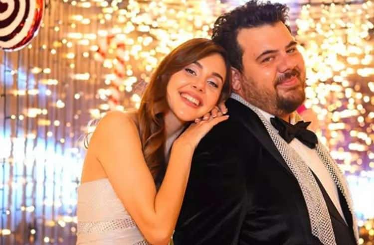 <p>1995 doğumlu Berfu Yenenler 2019 tarihinde ise ünlü komedyen Eser Yenenler'le evlendi.</p>