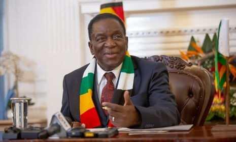 <p><strong><span style="color:#B22222">EMMERSON MNANGAGWA</span> | 9 ÇOCUK </strong>| 5 erkek 4 kız</p>
<p> </p>
<p>Zimbabwe Devlet Başkanı</p>