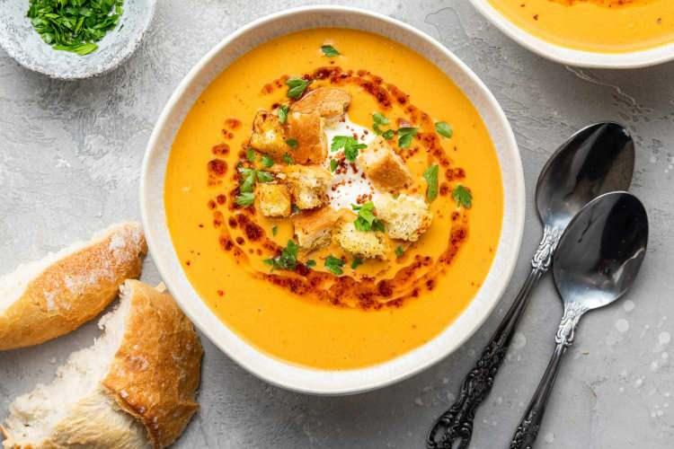<p>Listenin 16'ıncı sırasında mercimek çorbası, 60'ıncı sırasında ise domates çorbası yer aldı. 90'ıncı sırada ise cacık kendine yer buldu.</p>
<p> </p>