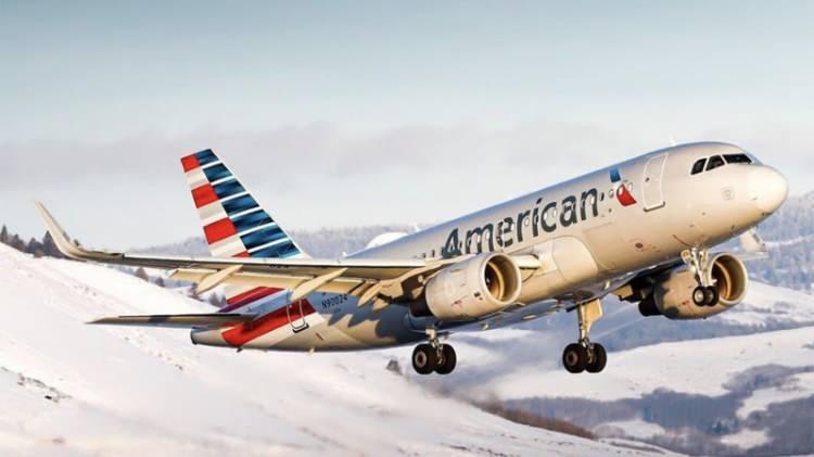 <p><span style="color:#B22222"><strong>1) AMERICAN AIRLINES</strong></span></p>