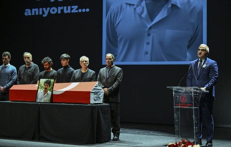 <p><strong>Usta şarkıcı, 2 Ocak günü hayatını kaybetmişti.</strong></p>