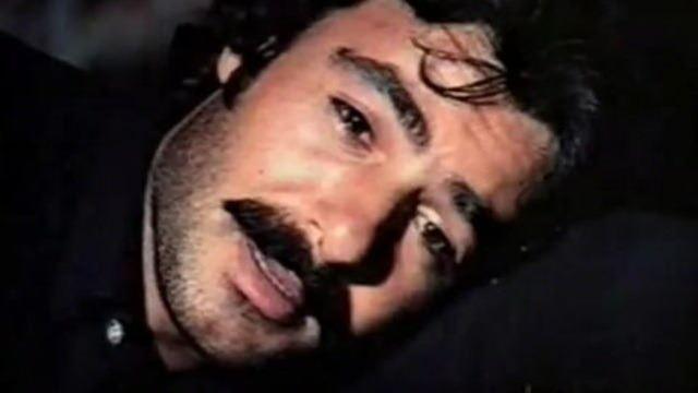 <p>Ferdi Tayfur'u Huzum Kalmadı filminde bakın kim seslendirdiğini biliyor muydunuz?</p>

