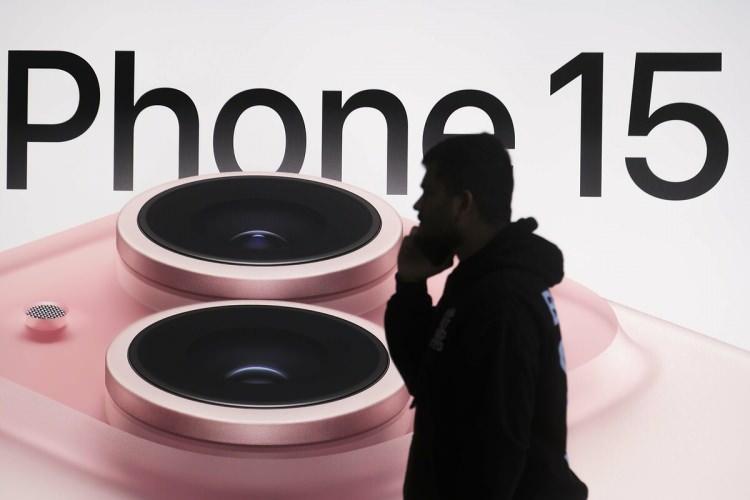 <p>Sonuç olarak iPhone’ları iOS 18.3’e yükselttiyseniz, imzalama durdurulduğu için önceki sürümlere geri dönüş yapamayacaksınız.</p>