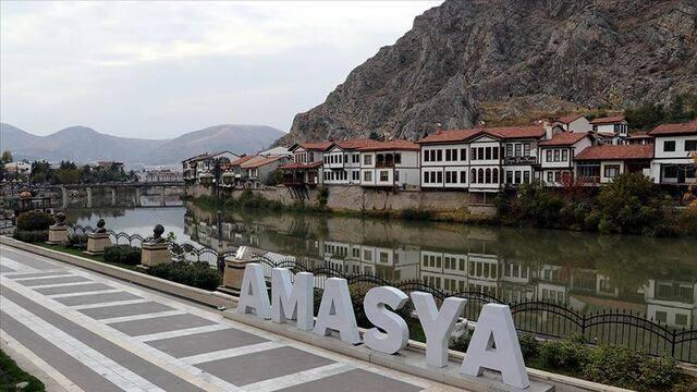 <p>Amasya</p>

<p> </p>

<p>175.062</p>

