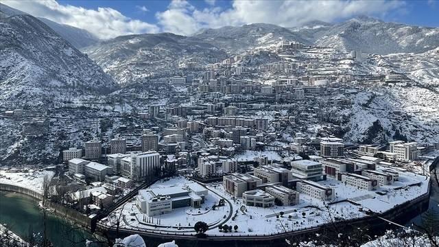 <p>Artvin</p>

<p> </p>

<p>83.698</p>

