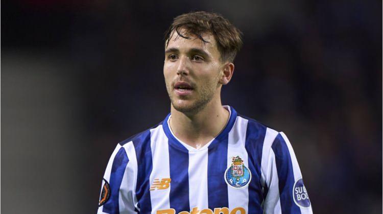 <p>Nico Gonzalez - Porto > Manchester City</p>