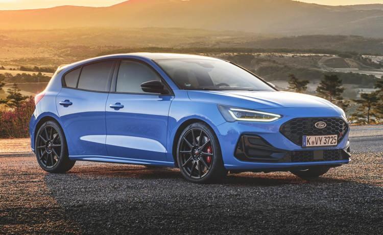 <p><strong><span style="color:#B22222">18)  FORD FOCUS </span> |  933</strong></p>
