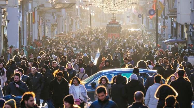 <p>Elazığ 603.941<br />
<br />
<br />
Zonguldak 586.802<br />
<br />
Kütahya 571.078<br />
<br />
Şırnak 570.826<br />
<br />
Çanakkale 568.966</p>
